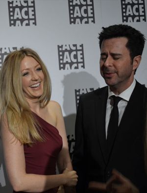 Jennifer Finnigan and Jonathan Silverman