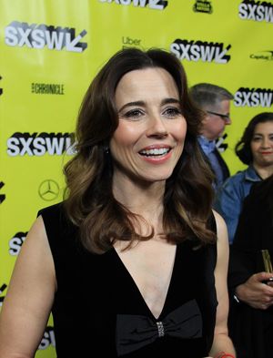 Linda Cardellini